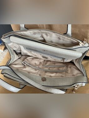 GUESSLight Gray Croc-Embossed Tote
